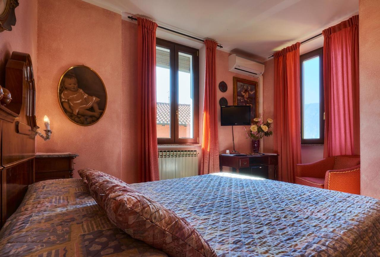 B&B - Foresteria - Frontelago Lake Como 曼代洛-德尔拉里奥 外观 照片