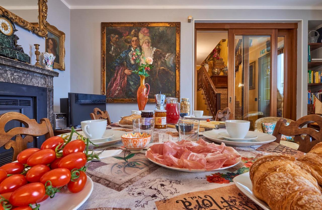 B&B - Foresteria - Frontelago Lake Como 曼代洛-德尔拉里奥 外观 照片