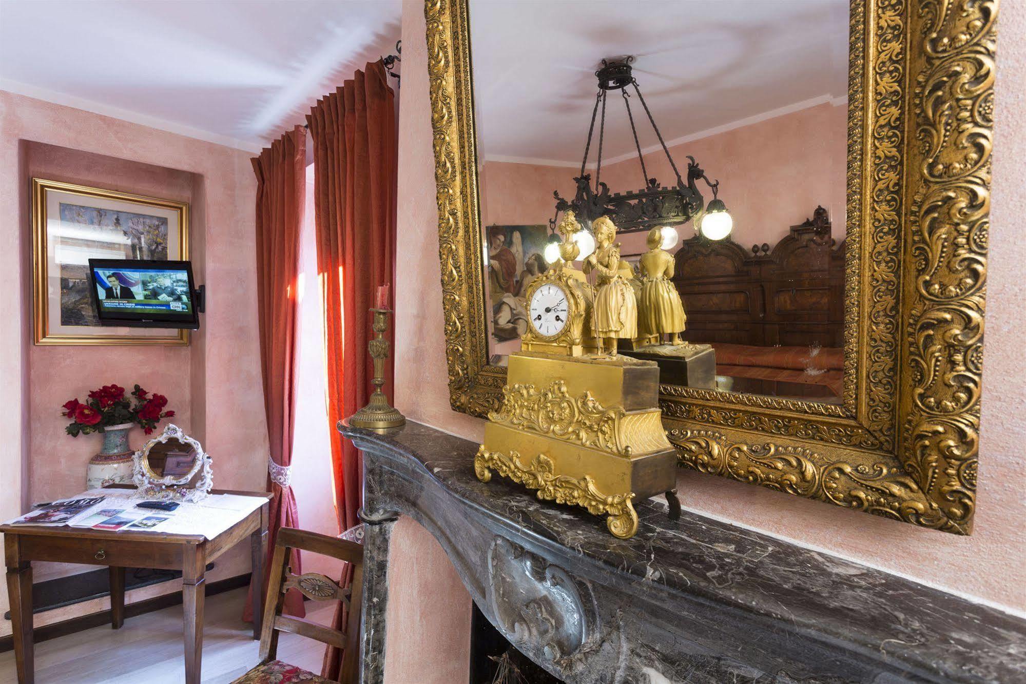B&B - Foresteria - Frontelago Lake Como 曼代洛-德尔拉里奥 外观 照片